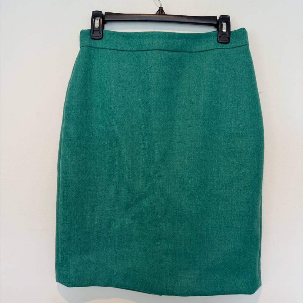 J. Crew Green Pencil Skirt Knee-Length, Size 10, EUC